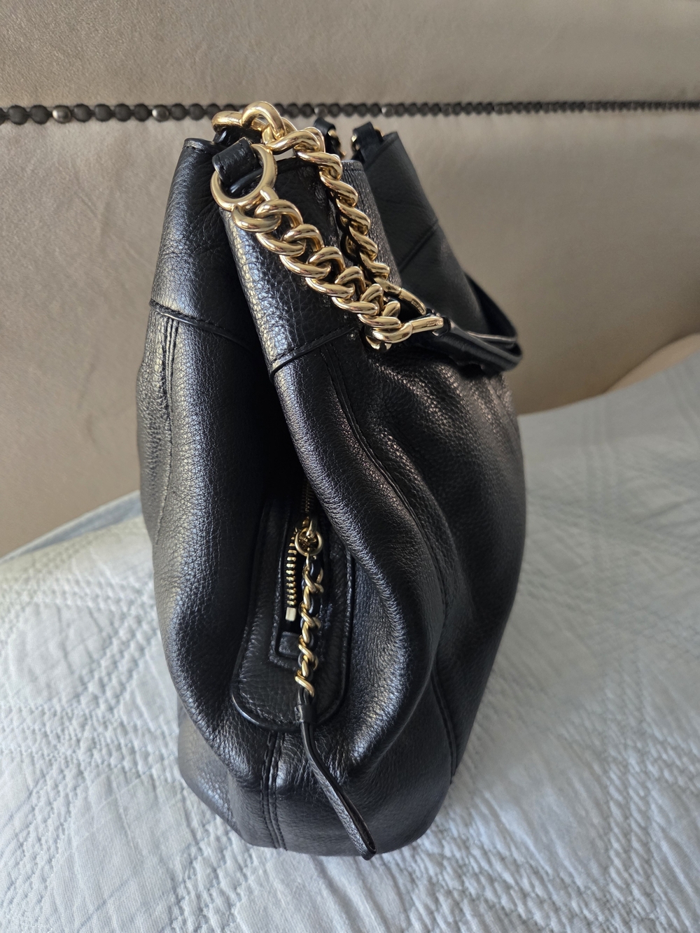 COACH Lexy Black Pebbled Leather Shoulder Bag with Gold Chain - Picture 7 of 8